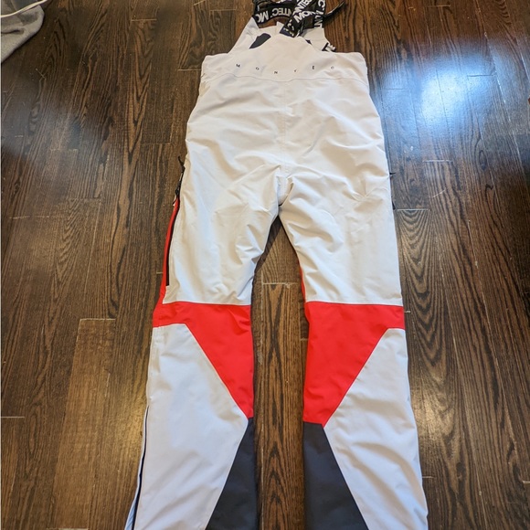 Montec Fawk Snowpants Men’s Small: Basically new. Worn 2 times. High quality. - Picture 2 of 5